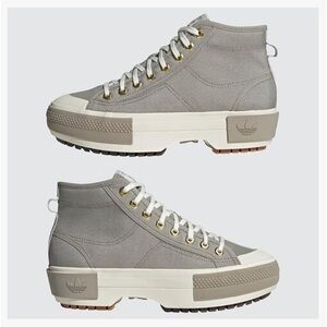 Adidas Nizza Trek Mid Sneakers / Feather Grey / Size 9 / EUC